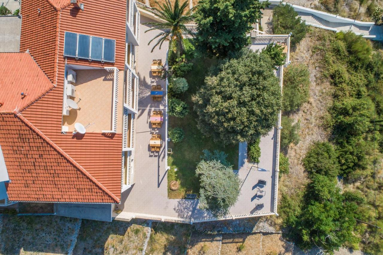 Villa Gomila Brist Ngoại thất bức ảnh