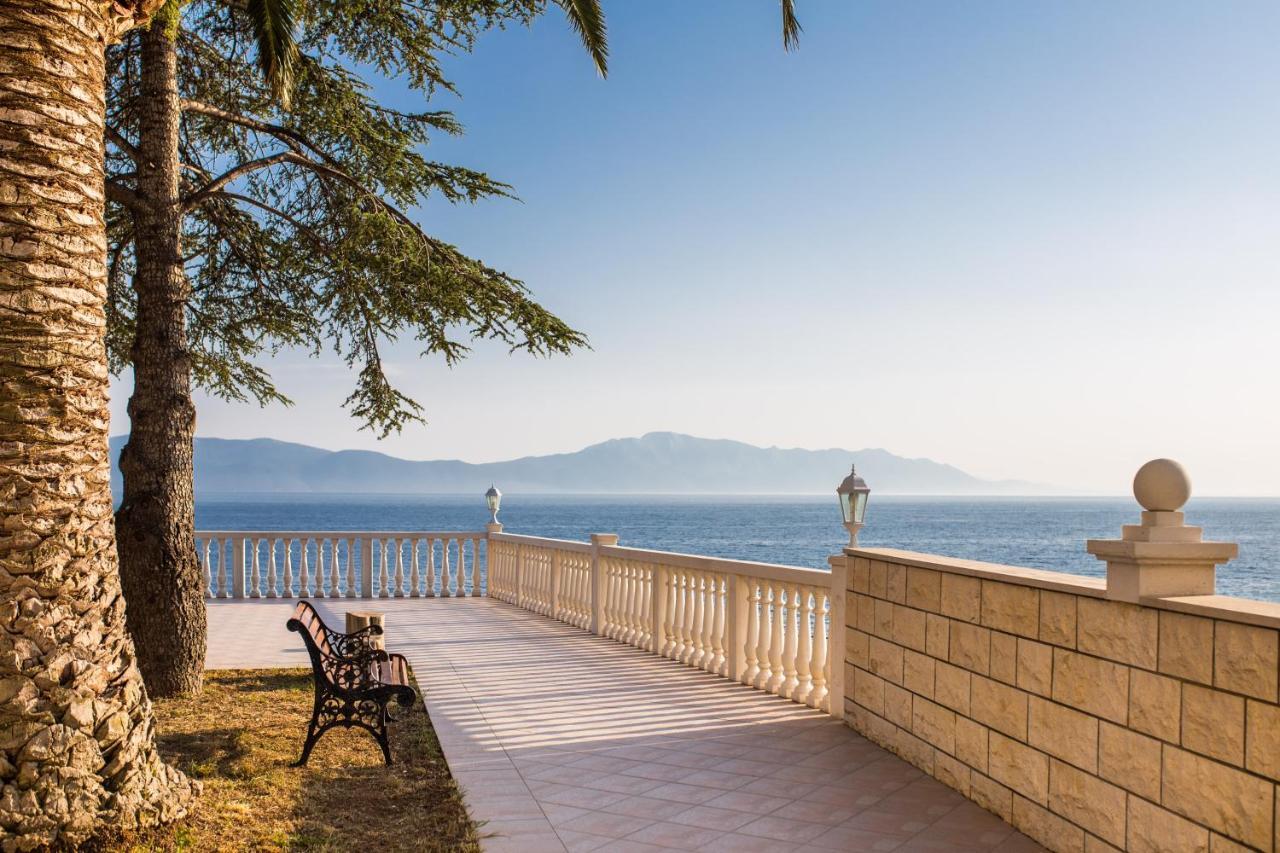 Villa Gomila Brist Ngoại thất bức ảnh