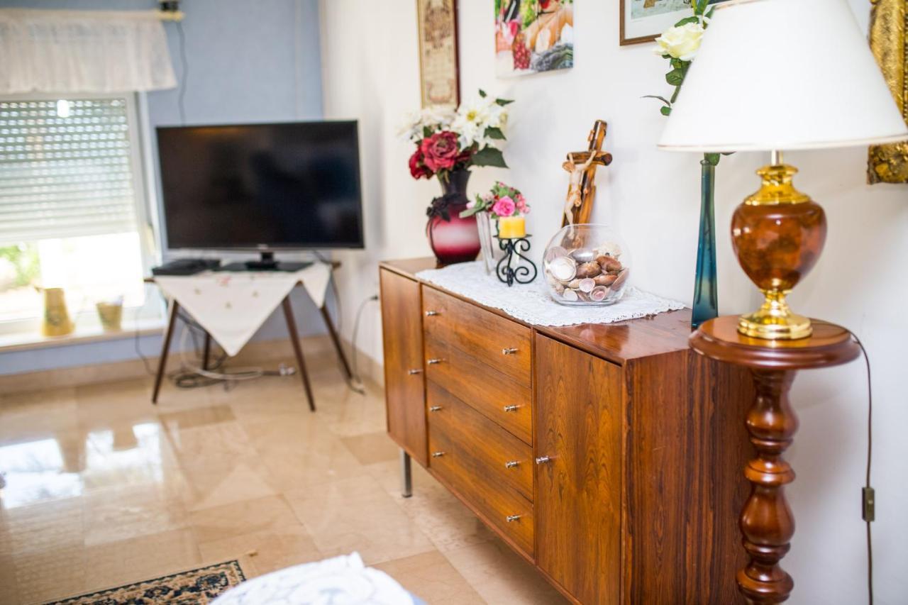 Villa Gomila Brist Ngoại thất bức ảnh