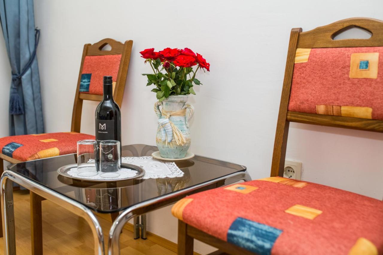 Villa Gomila Brist Ngoại thất bức ảnh
